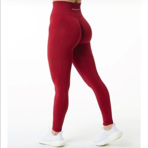 Alphalete Amplify leggings in scarlet